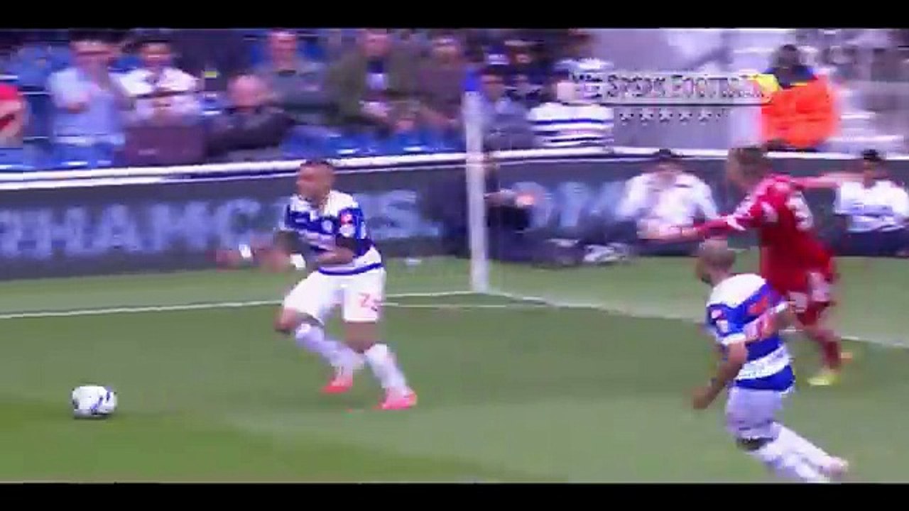 Top 10 Heroic Head Tackles In Football ● Defensive Saves