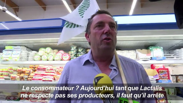 Lactalis: action des producteurs dans un supermarché à Laval