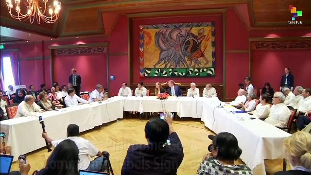 Philippine Govt, Communist Rebels Sign Ceasefire Deal