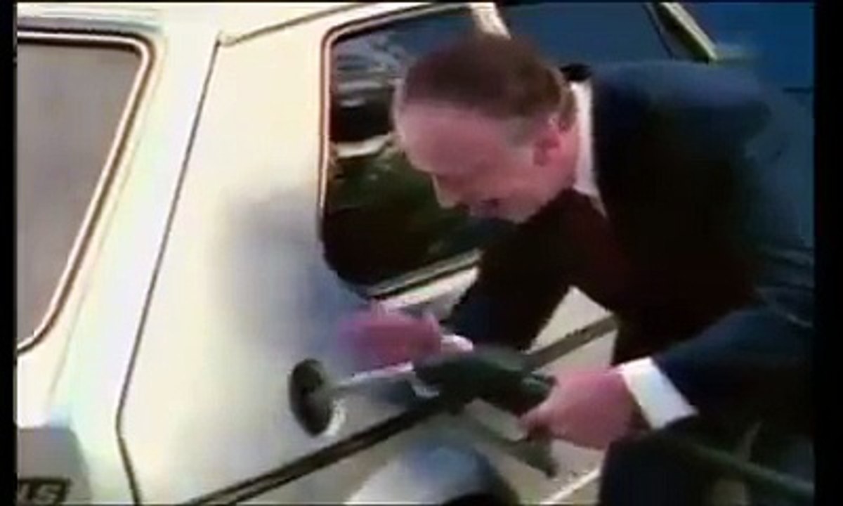 Dollar prank hahaha