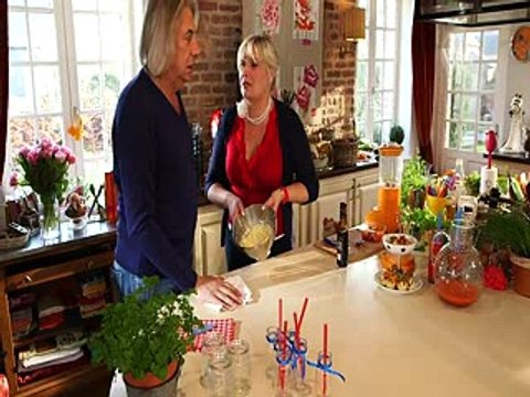 Vivolta - Chéri(e) qu-est-ce qu-on mange (Garden party) - 25-08-2016 15h48 30m (19545)_xvid