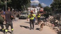 ارتفاع قتلى زلزال إيطاليا وعشرات الهزات الارتدادية