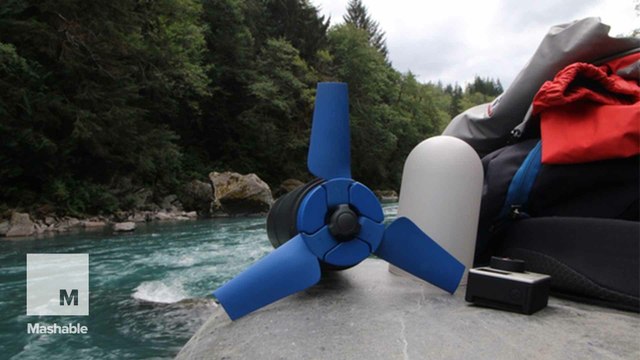 Portable generator lets you use nature to charge your phone