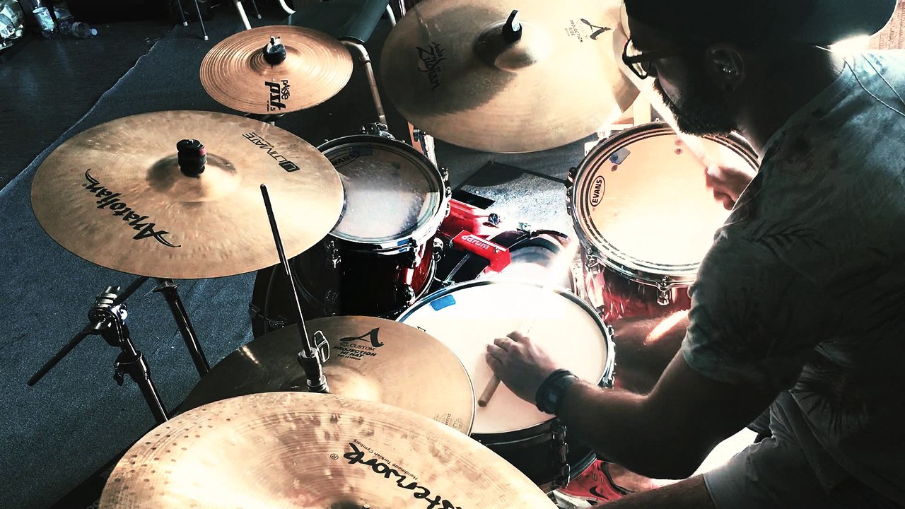 Thomas Grünig - Don't Let Me Down (Drum Cover)