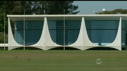 Durante preparação da defesa, Dilma recebe visita de Lula e Collor