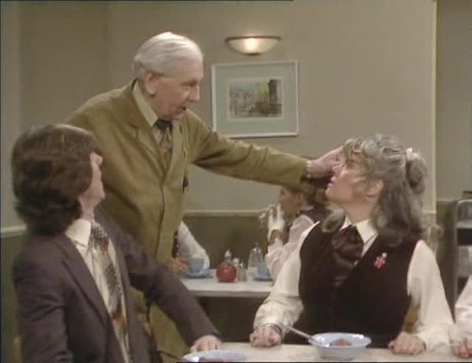 Are You Being Served - S 9 E 2 - Conduct Unbecoming
