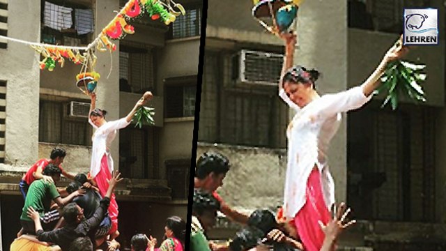 Kavita Kaushik's DAREDEVIL STUNTS At Krishna Janmashtami Festival