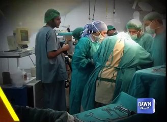 Video herunterladen: Doctor infected with Congo virus dies in Karachi