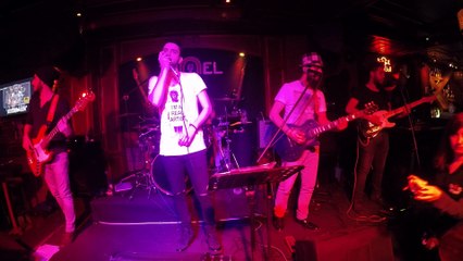 Absürd - Öyle Dertli (Tunnel Alanya)