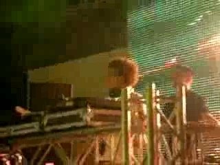 BARTOSZ BRENES LIVE AT GIGABOUM (13/07/2007)