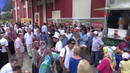 Rize Çayı 'Toplamak' ve 'En İyi Demlemek' İçin Yarıştılar