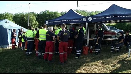 Télécharger la video: Sisma in Centro Italia: le telecamere di euronews tra le macerie di Illica