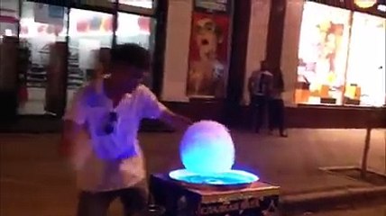 Ne iş yaparsanız yapın, işinizi severek yapın