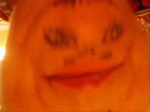 C'était nanou qui m'avait parlé de ce truc là. Je vais refaire une petite vidéo pour Emma. Laura ne comprendra pas encore le truc lol