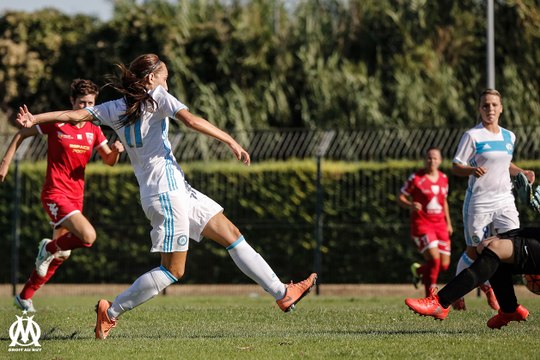 D1 féminine - Nîmes 0-6 OM : le but de Cindy Caputo (29e)