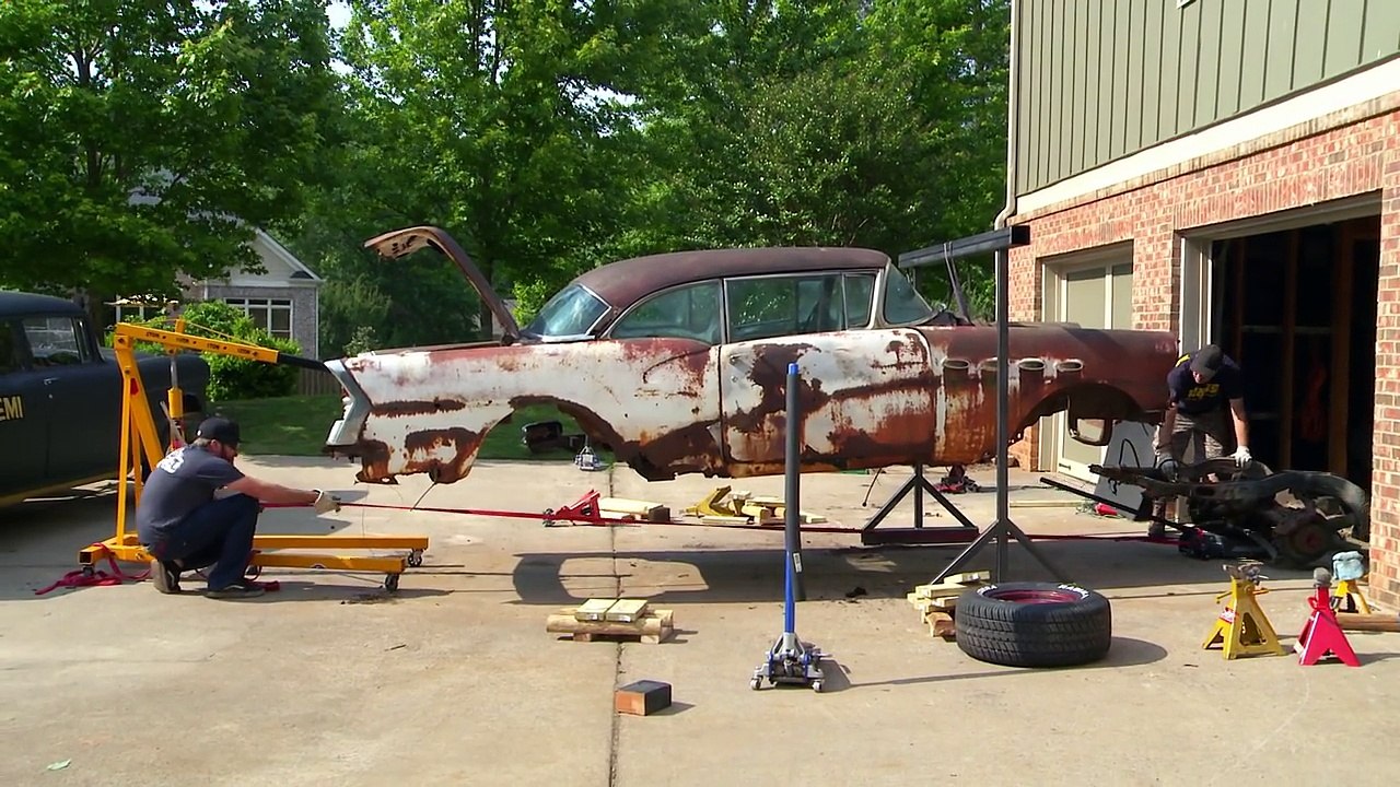 Junkyard 1956 Buick Hack! - Roadkill Ep. 53_33