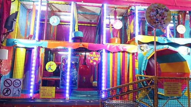 VLOG - NOTRE PIRE ATTRACTION à LUNA PARK ! - Manèges & Attractions à Sensations