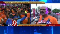 Hyderabad Marathon begins from Necklace road to Gachibowli