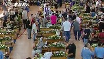 ΣΦΥΓΜΟΣ TV: Ιταλία_ Ανείπωτος πόνος στις πρώτες κηδείες θυμάτων του Εγκέλαδου- Στους 290 οι νεκροί