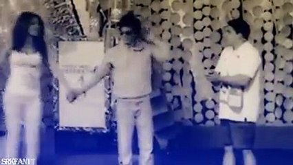 shahrukh khan priyanka chopra hot scene old