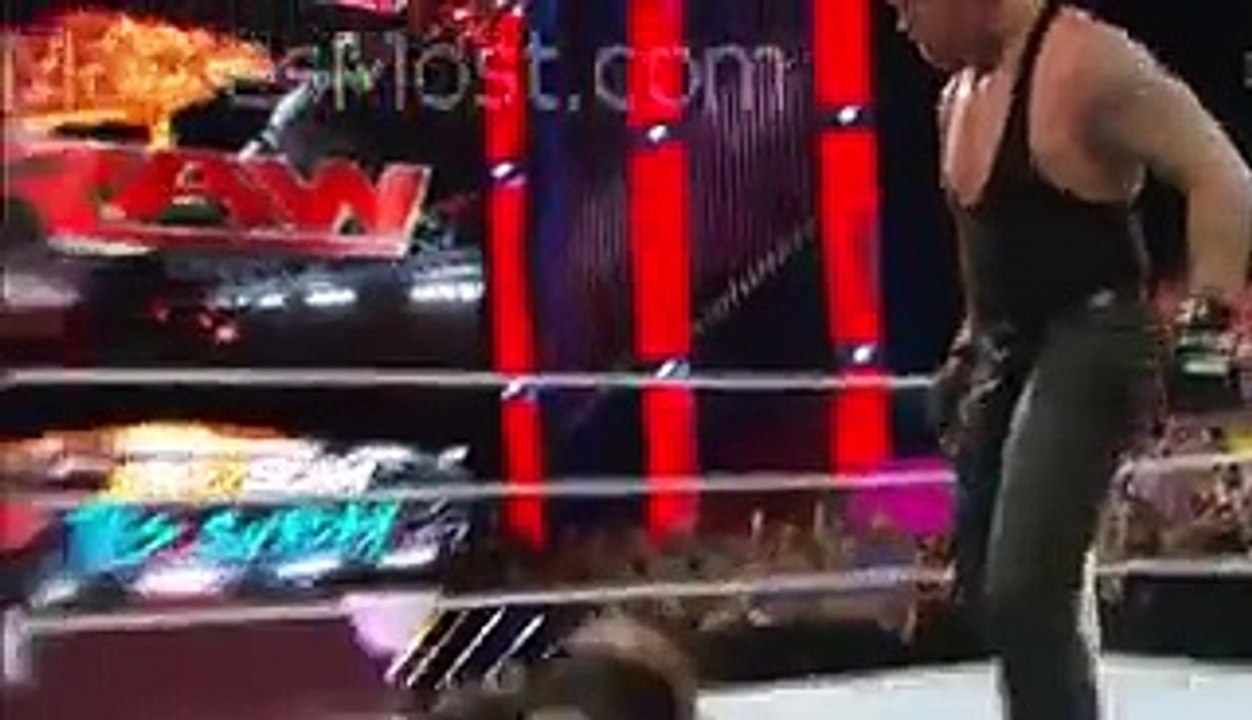 WWE RAW 31 08 2015 Undertaker Attack again on Brock Lesnar Full Show 31 August 2015