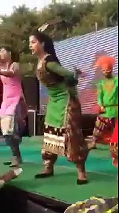 hot punjabi dance on stage in public