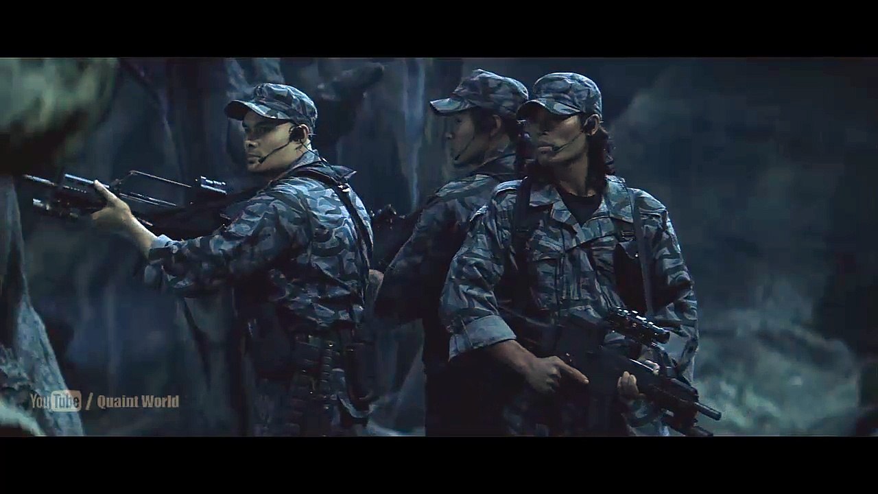 Fight Scene With Weird Animal - Lara Croft Tomb Raider | Angelina Jolie, Djimon Hounsou