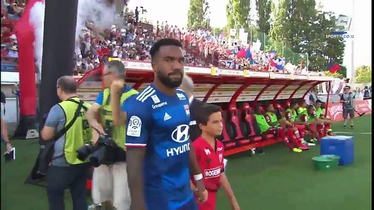 Dijon 4 - 2 Lyon