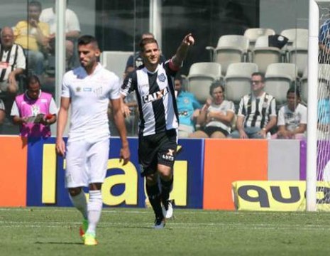 Na despedida de Gabigol da Vila, He-man marca e Figueirense vence o Santos