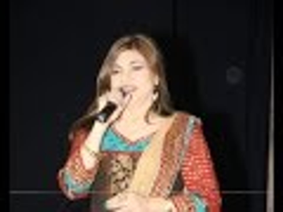 Alaka Yagnik Live Performance in Israel part- 2 by www.facebook.com/rajvitthalpura
