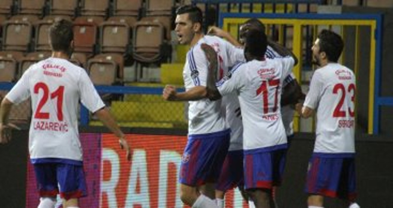 Karabükspor, Çaykur Rizespor'u 3-0 Yendi