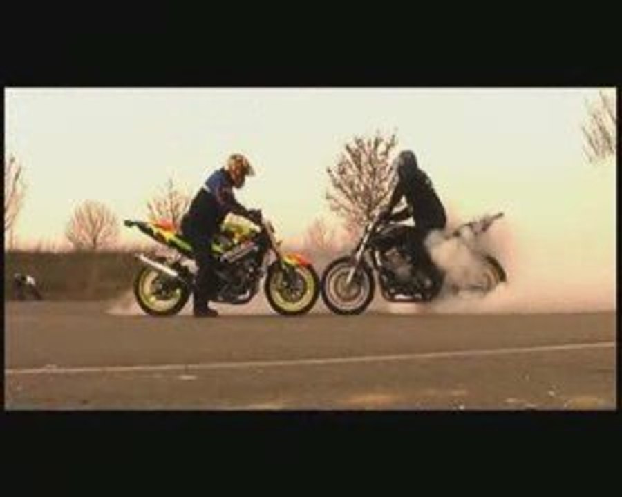 [FRANTZ-STUNT-MOTO] Vertical Zone by Kaz