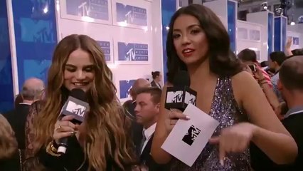 Jojo Chats with Gaby Wilson on VMA White Carpet - 2016 Video Music Awards - YouTube