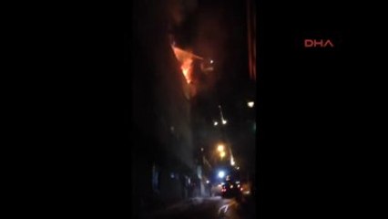 Küçükçekmece'de Korkutan İşyeri Yangını