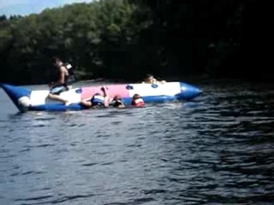 BANANA BOAT 045