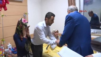 Cumhurbaşkanı Erdoğan Duğün Evine Yapılan Teror Saldırısında Yaralan Vatandasları Hastanede Ziyaret...