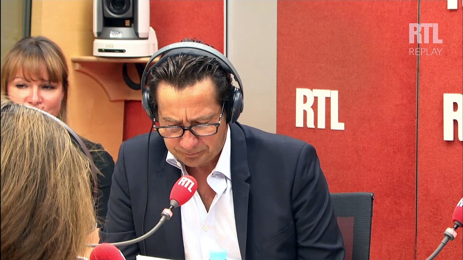 Laurent Gerra imite Nicolas Sarkozy, invité de RTL - Vidéo Dailymotion