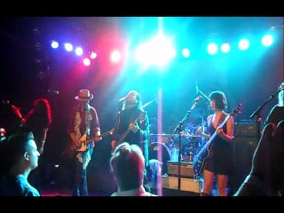 Tito & Tarantula - After Dark (t,Beest Goes ,Holland 8 Mei 2016)