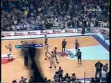 Basket- Virtus Kinder Bologna - Sasha Danilovic Tiro Da 4!