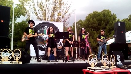 Party Rock Band - I love Rock N' Roll (Joan Jett cover)