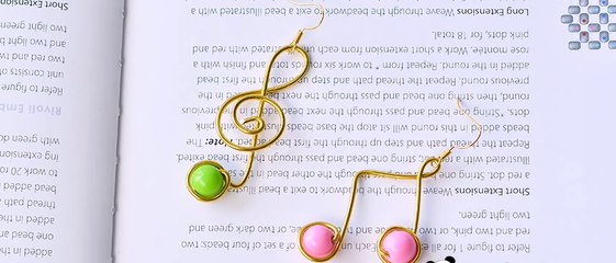 Vidéo 33 Comment faire une paire de boucles d'oreilles de note musicale avec perles acryliques