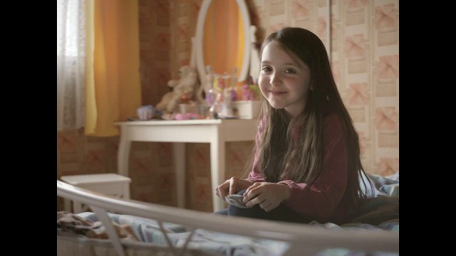 DDB Paris pour l'Agence du don en nature - «Chloé» - août 2016
