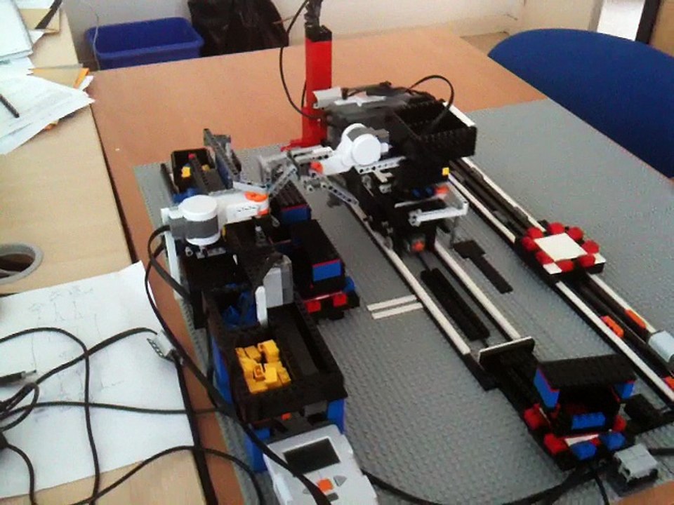 Usine de tri en Lego Mindstorms NXT et programmation Java