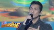Its Showtime: Gary V. sings Barcelona's theme song