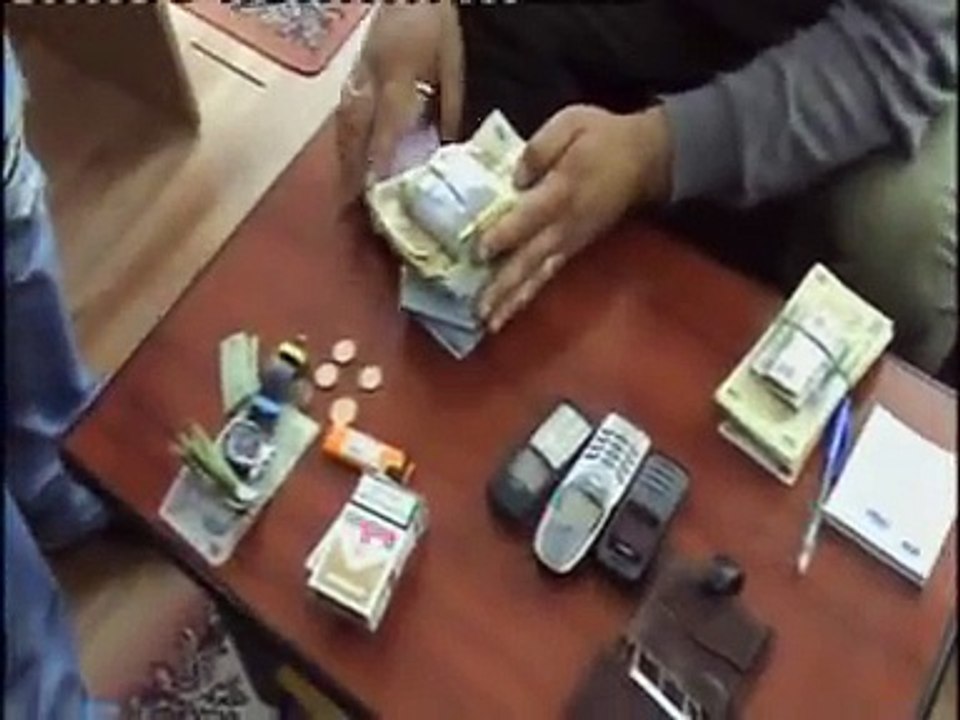 II VEZI pe STRADA si crezi ca sunt SARACI SI VAI DE CAPUL LOR!!!!DAR sa VEZI ce AVERI au FAC MII de EURO pe ZI