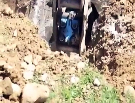 Dingue : regardez ce qui se cache dans cette canalisation