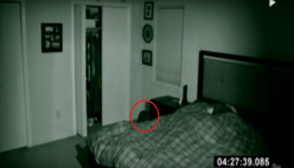 Boyfriend Sets Up Hidden Camera Before Going To Bed. What It Captured Is Unbelievable