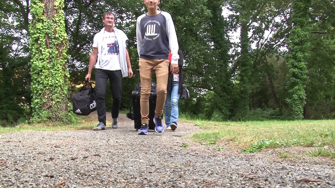 Rentre des classes au fc Lorient pour mon Guigui bon courage à toi