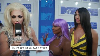 Would You Rather - Lady Gaga's Meat Dress Or Britney's Snake 2016 MTV VMA