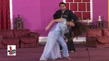 IK VAARI TE LAG - LAILA SIDIQI HOT MUJRA - PAKISTAANI MUJRA DANCE